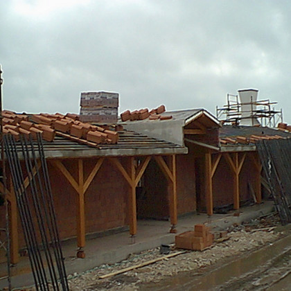 Barricata – centro ricettivo – strutture in legno, porticato