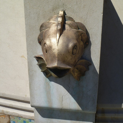Fontana Riconoscenza – Rovigo  – restauro bronzo ugelli a bocca di pesci